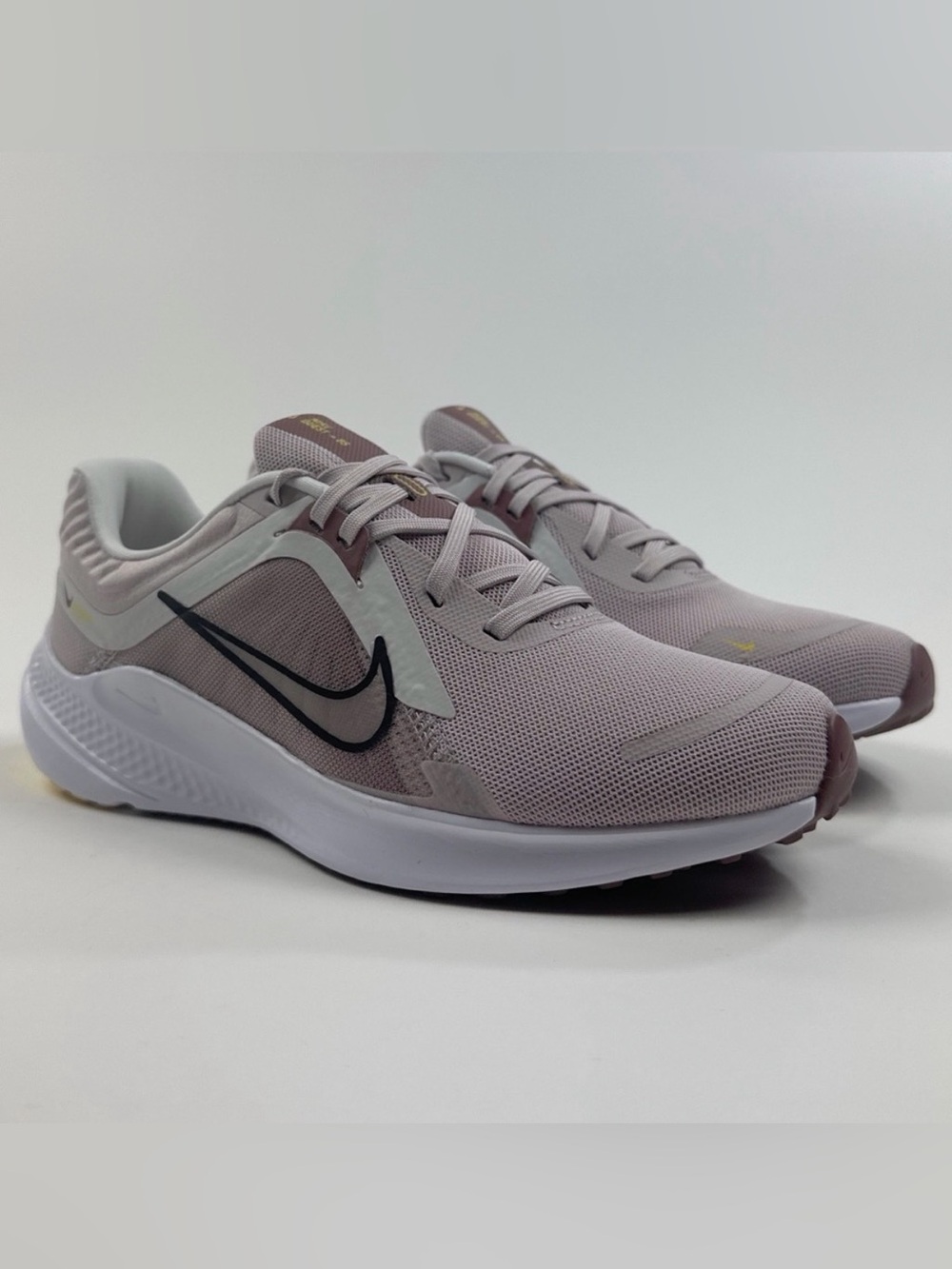 Nike Quest 5 Purple Womens Size 7 Sneakers Shoes Athletic Running DD9291-010